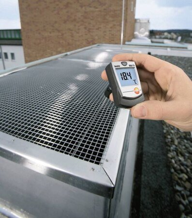 TESTO - penetration thermometer with large measuring range (905-T1) +Free Calibration Certificate