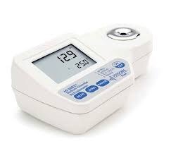 HANNA-Digital Refractometers  for Measuring Sodium Chloride in Food (HI96821) + Free Calibration Certificate